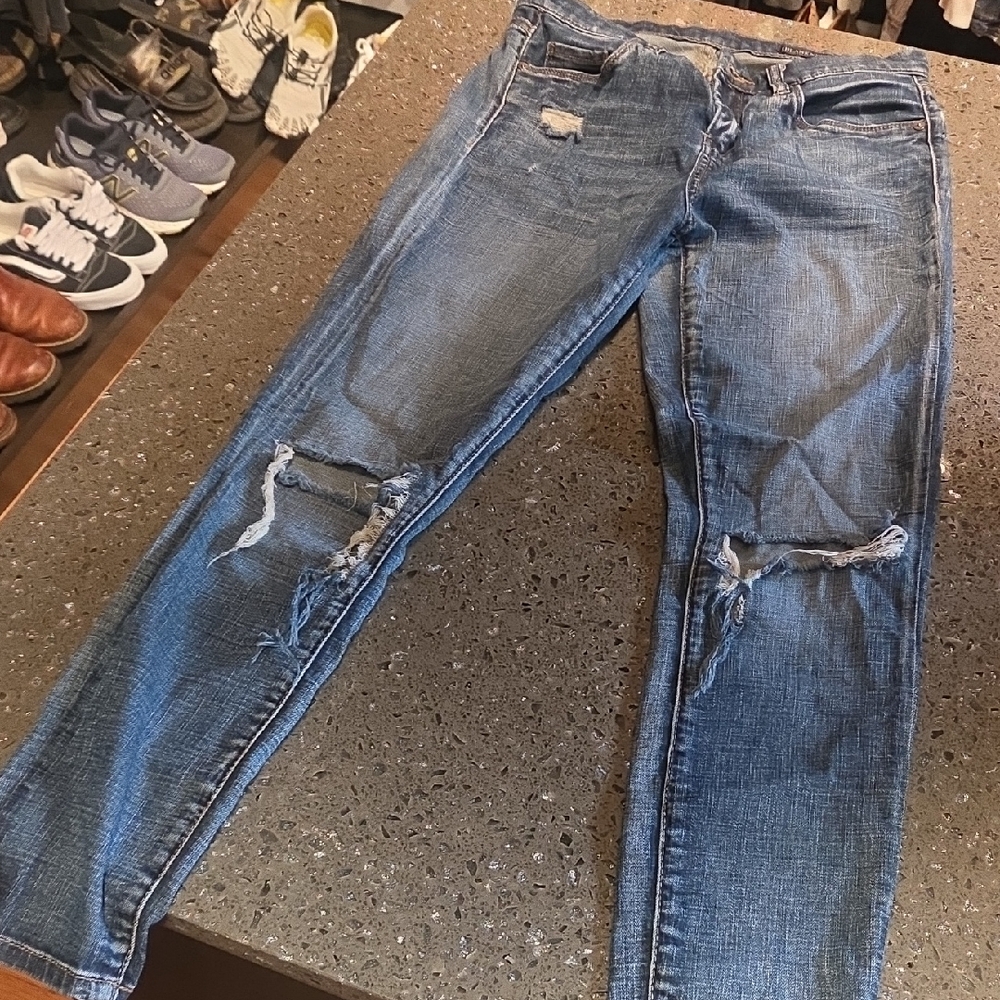 BLANKNYC SKINNY JEANS